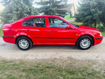 Škoda Octavia Tour 1.6-75 kW, ČR klima 2005 - 11