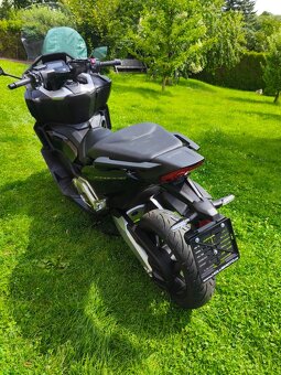 Honda Forza 750 ABS,TC (2022) TOP stav, jako nová, 16 tis.km - 11