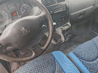 Peugeot Expert 2015 - 11