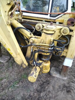 Traktorbagr JCB 3cx 1985 4x4 - 11