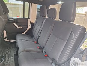 Jeep Wrangler Rubicon JK 2,8 CRDi - 11