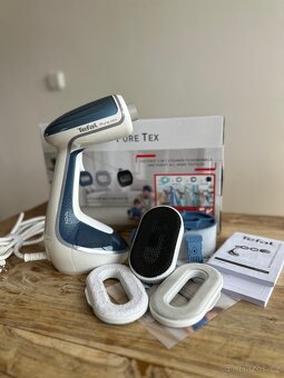Stojanový napařovač oděvů Tefal Pure Tex DT9530E1 - 11