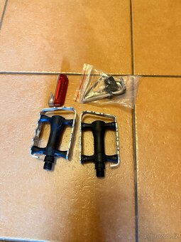 Prodej kola Sava Vegar 1.2 černý - 11