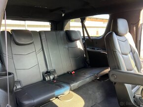 Cadillac Escalade 6.2 V8, ESV dlouhá verze, výbava Platinum - 11