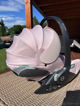 CYBEX Platinum Cloud T i-Size 2024 - 11
