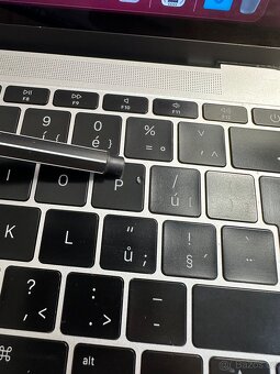 Apple MacBook 12” 2015 256GB Intel Core M 8GB RAM - 11