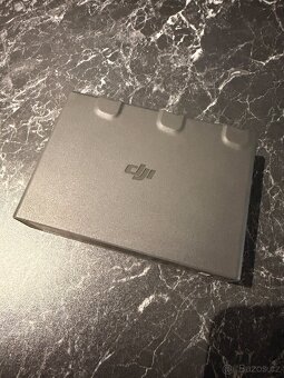 DJI AVATA 2 Fly More Combo (Three Batteries) - 11