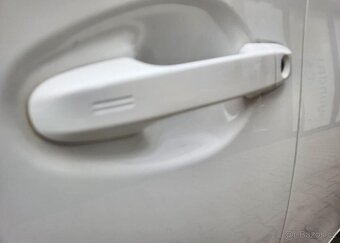 Toyota Auris 1.6-KAMERA-KLIMA-NAVI - 11