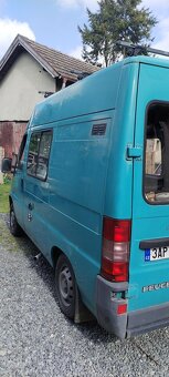 Obytný Peugeot Boxer 1.9 td 67kw najeto pouze 110tis - 11