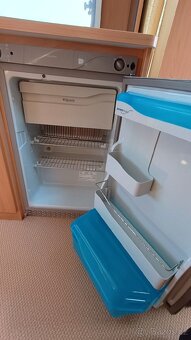 Bürstner Ventana 480, palandy, Ultraheat, podlahové topeni - 11
