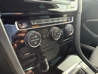 Volkswagen Golf VII 1.4 TSI Rline - 11