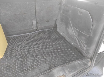FIAT DOBLO 1,3 66kw r.v.2010++ - 11
