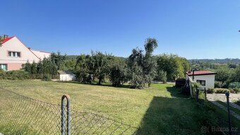 Prodej pozemku pro výstavbu o rozloze 813 m² - Týnec nad Sáz - 11