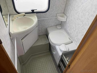 Adria Unica 432 / 100km/h - 11