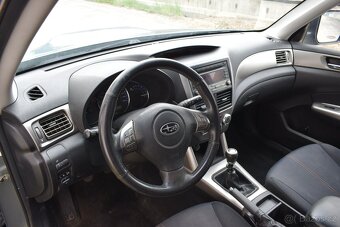 Subaru Forester 2.0D 4X4 AWD/TAŽNÉ/ČR/1MAJITEL - 11