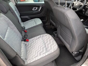 ŠKODA ROOMSTER 1,4 16V 63kW JEN 119 099KM - 11