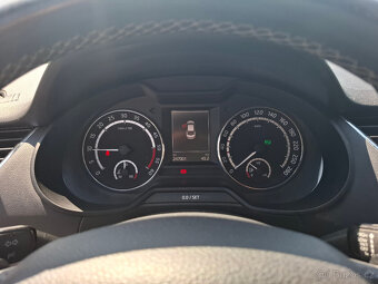 Škoda Octavia 3 RS 2.0TDi 135kW,DSG,tempomat - 11