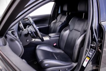 Lexus IS-F 5.0 V8 RWD AT8 - 11