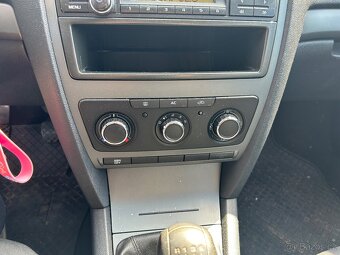 Škoda Octavia combi 1.6 TDI CR 77kw r.v 2012 - 11