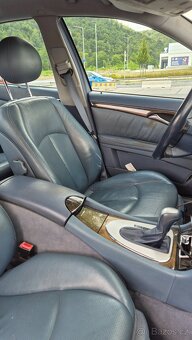 Mercedes-Benz W211 E270 CDI 130 kW Avantgarde, automat - 11