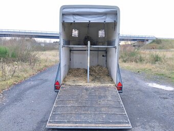 Přepravník na koně Böckmann se sedlovnou - celolaminátový - 11