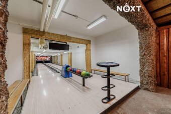 Prodej komerční Ubytování, 9 000㎡ - 11