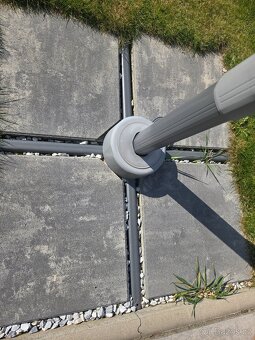 Slunečník Santorini Ø 300cm šedý - 11