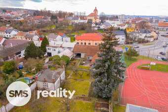 Prodej rodinného domu, 4+1,143 m² se zahradním domem 1+1, 49 - 11