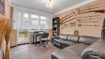 Prodej rodinný dům 5+kk, na pozemku 310 M2,  Benice, Praha - 11