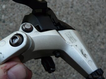Shimano Deore 3x9 Dual Control páky - 11