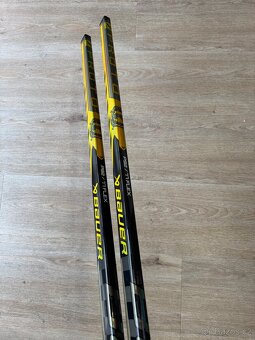 Hokejka Bauer PROTO R GOLD pravá, P28 i P92, flex 77 a 87 - 11