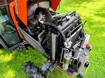 Malotraktor KUBOTA B2650 + nové rozmetadlo WESSEX, STK - 11