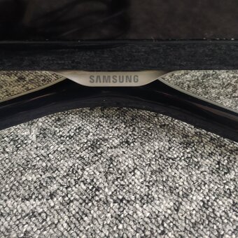 prodám Smart TV SAMSUNG model: UE32F5500aw 32" - 11