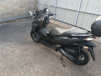 Honda Forza 125i ABS CZ doklady v ceně - 11