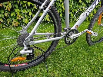Dámské 26" horské hliníkové kolo KELLYS, rám 20" - 11