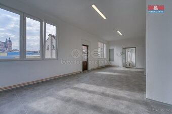 Pronájem kancelářského prostoru, 183 m², Přeštice - 11