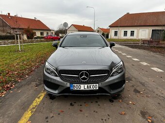 Mercedes-Benz Třídy C, Mercedes-Benz,220d, AMG line - 11