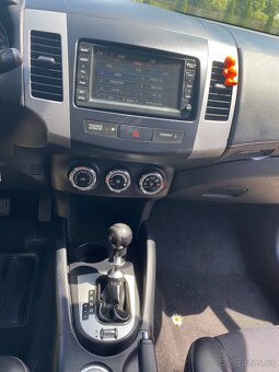 Citroen C-Crosser 2.2HDI AUTOMAT - 11