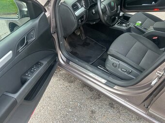 Škoda Superb combi Ambiente DSG 2.0 TDi  common rail - 11