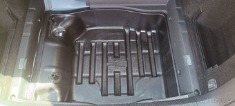 VW Passat, B6, 2.0 TDI, 103 kW, Nový motor - 40 000 KM - 11