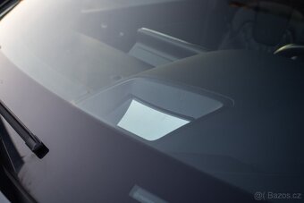 Kia Sorento 2.2 CRDi Platinum, 148kW, A8, Záruka 10/2027 - 11