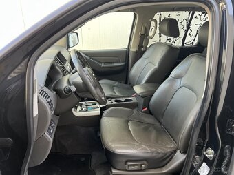 Nissan Pathfinder 3.0 dCi LE 170kw - 11