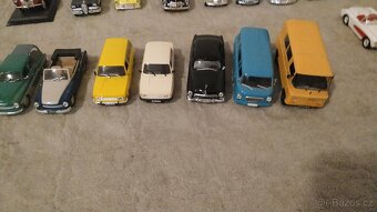 Modely autíček 1:43 - 11