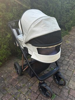 Kočárek Roan Ivi - 11