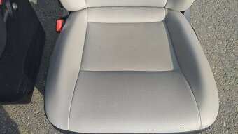 Sedadla Transporter T6 2019 - 11