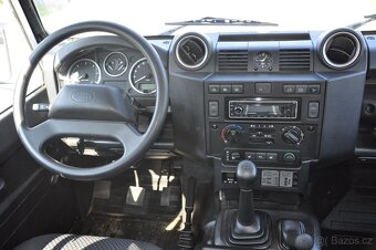 SPECIÁL Expediční Landrover Defender, 24 000 km, 1. majitel - 11