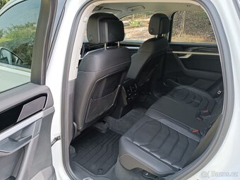 Volkswagen Touareg, 3.0 TDi, 210 kW, TOP STAV - 11