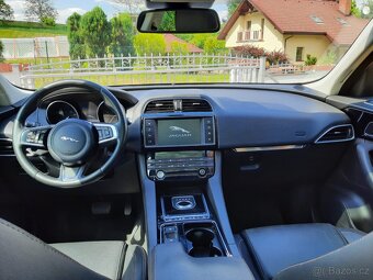Jaguár F-PACE 2.0D, 6/2017, 153tkm, AWD - 11