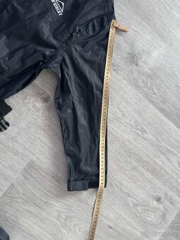 Prodám lehkou nepromokavou bunda McKinley vel. 128 - 11