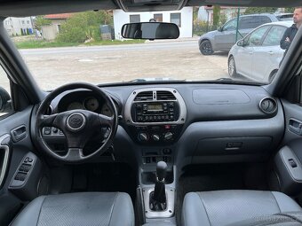 Toyota Rav4 D4-D 4x4 = 85kW, Bez korozie, Dovoz IT = - 11